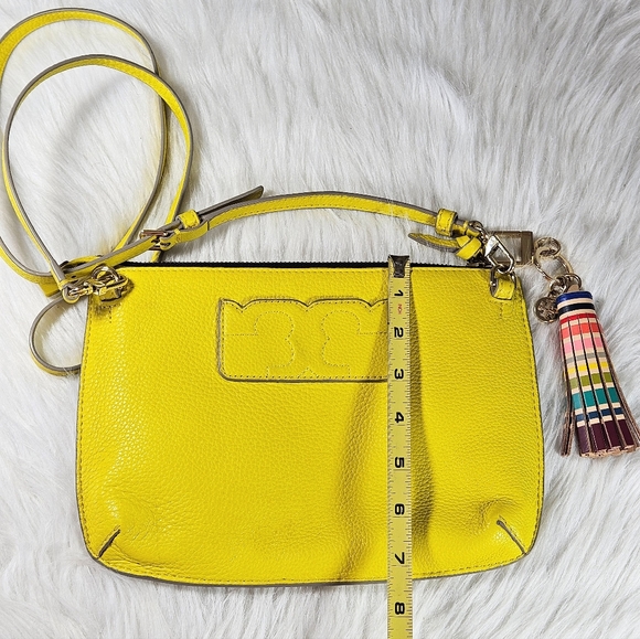 Tory Burch Yellow Pebbled Leather Crossbody Bag - Picture 3 of 6